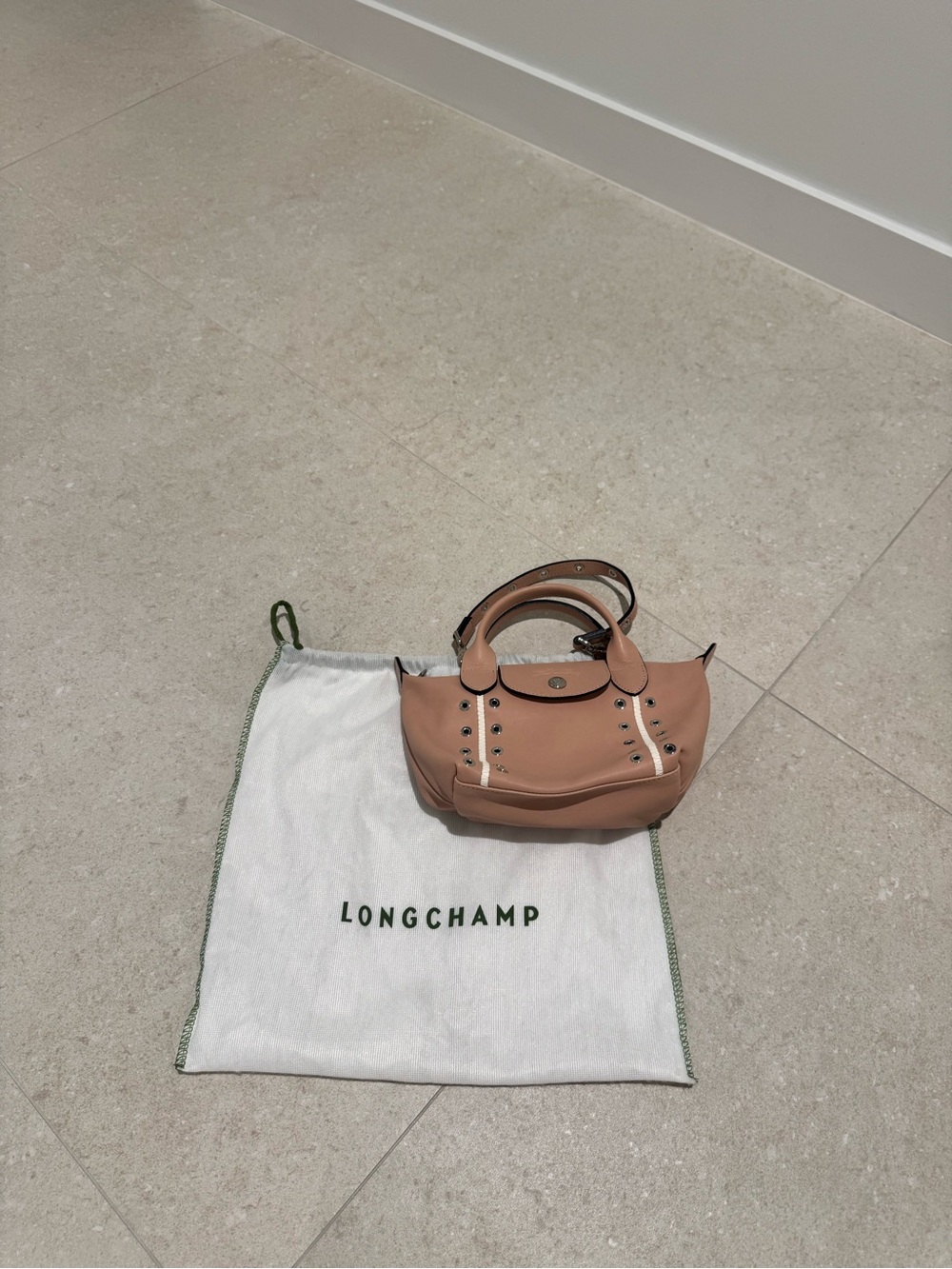 Longchamp Women's Pink Oeillet X-Small Shoulder Bag - Picture 4 of 13